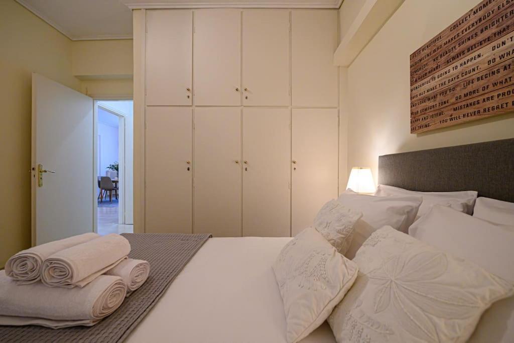 Anna'S Apartment Каламата Екстер'єр фото