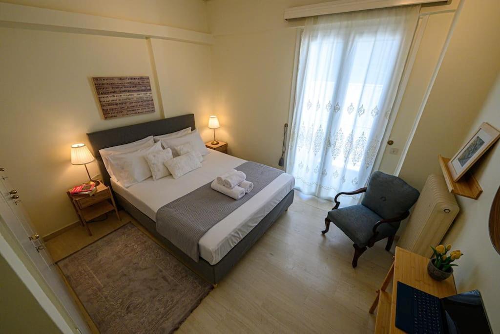 Anna'S Apartment Каламата Екстер'єр фото