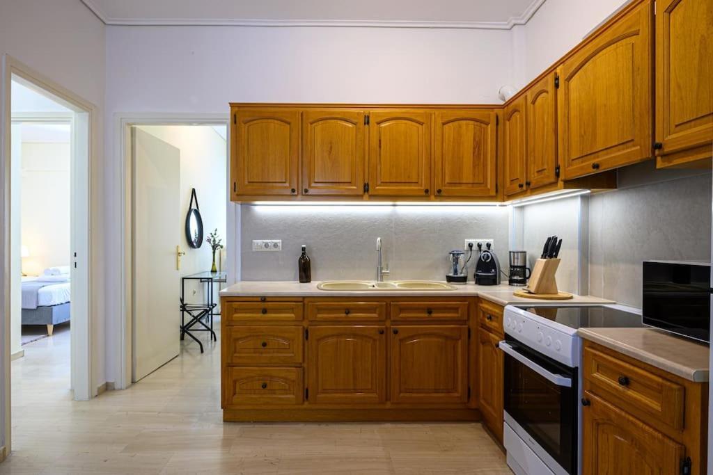 Anna'S Apartment Каламата Екстер'єр фото